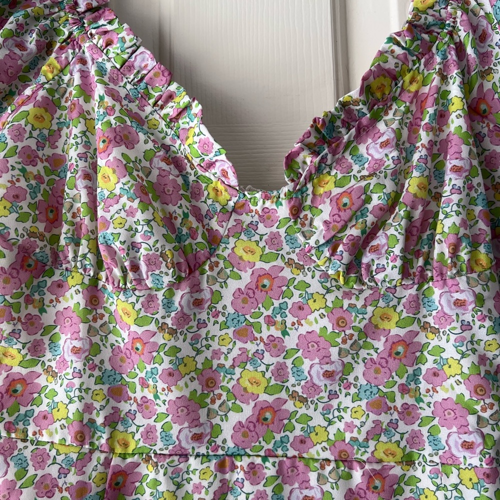 FUN FLORAL DRESS - Picture 2 of 3